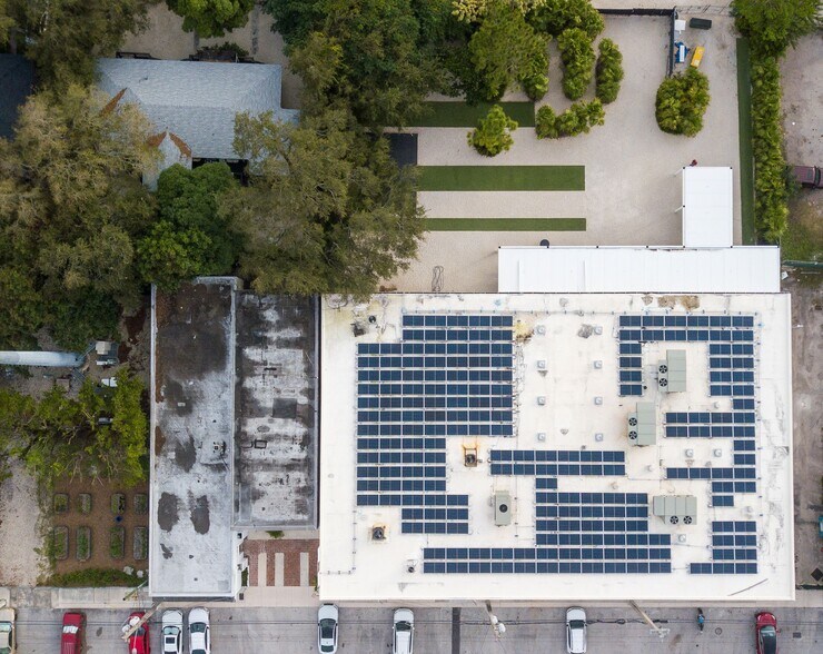More Photos Of 248 NE 59th St, Miami Warehouse For Lease