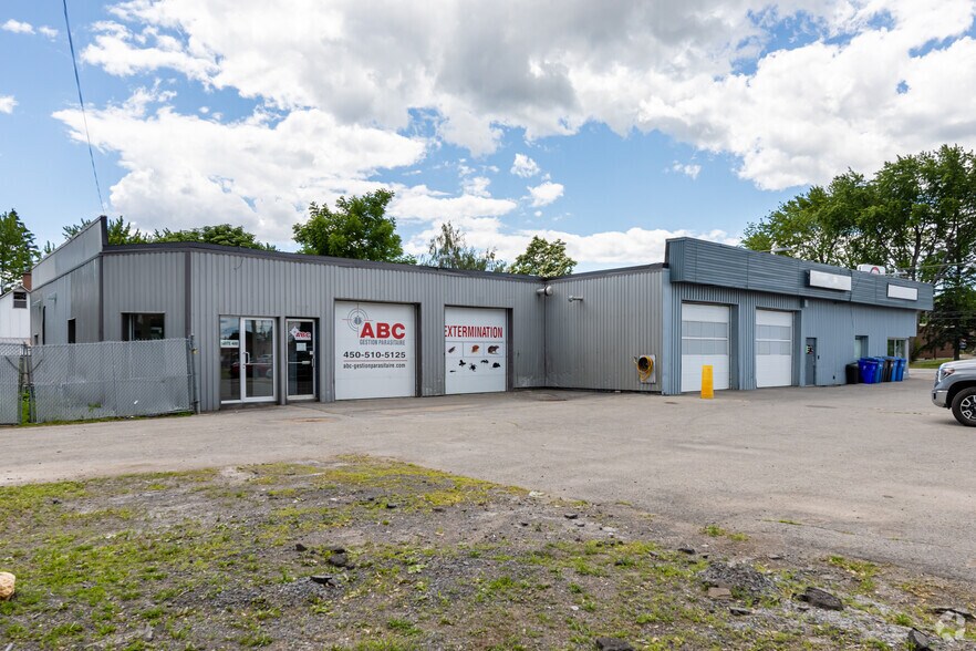 More Photos Of 115 Rte De Lotbinière, Vaudreuil-dorion Auto Repair For Sale