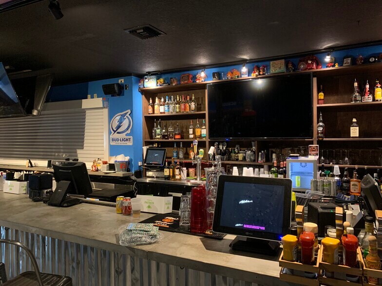 More Photos Of 2202 W Kennedy Blvd, Tampa Restaurant For Sale