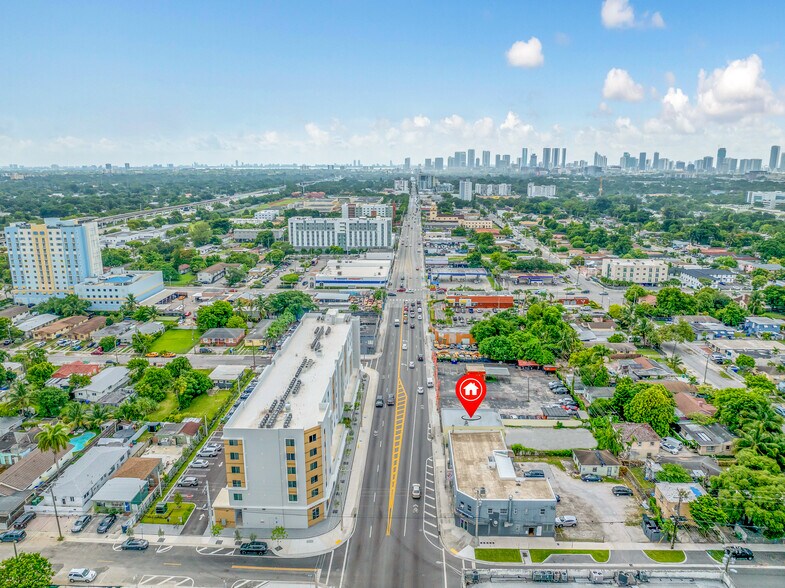 More Photos Of 2284-2286 NW 36th St, Miami Freestanding For Lease