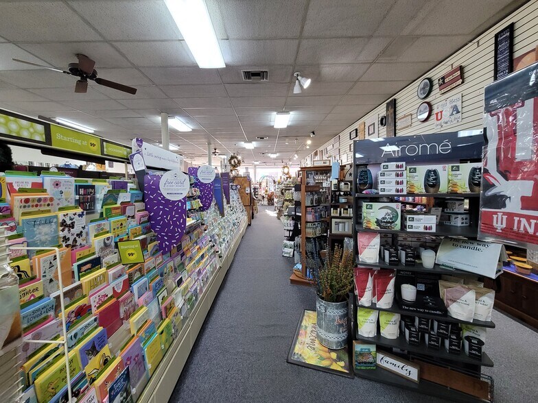 More Photos Of 302 N Main St, Rushville Storefront Retail Office For Sale