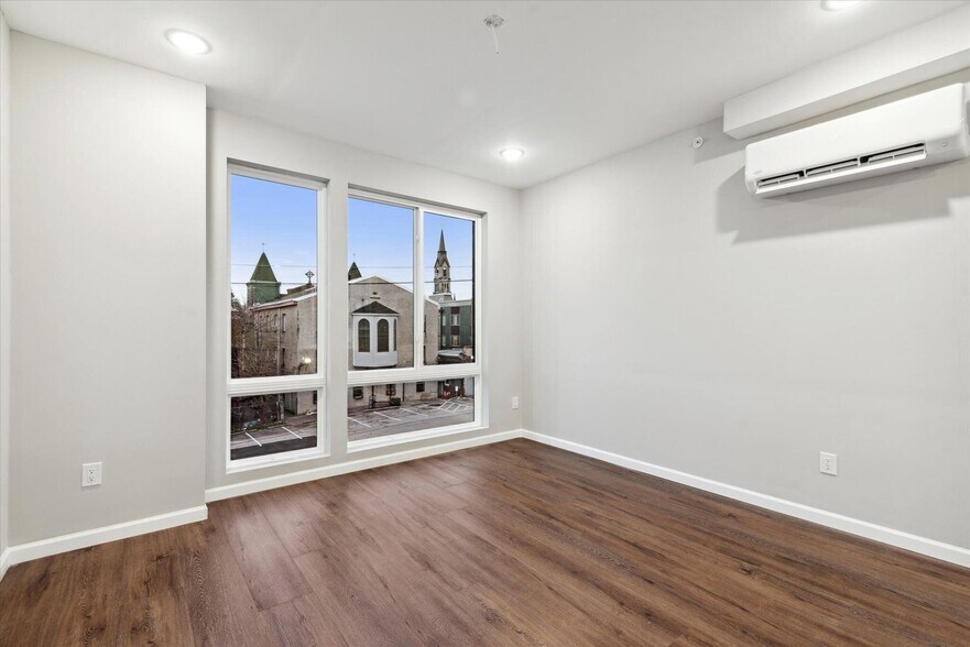 More Photos Of 1230 N Marshall St, Philadelphia Apartments For Sale