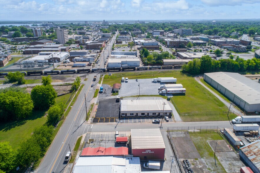 More Photos Of 101 Moulton St W, Decatur Flex For Sale