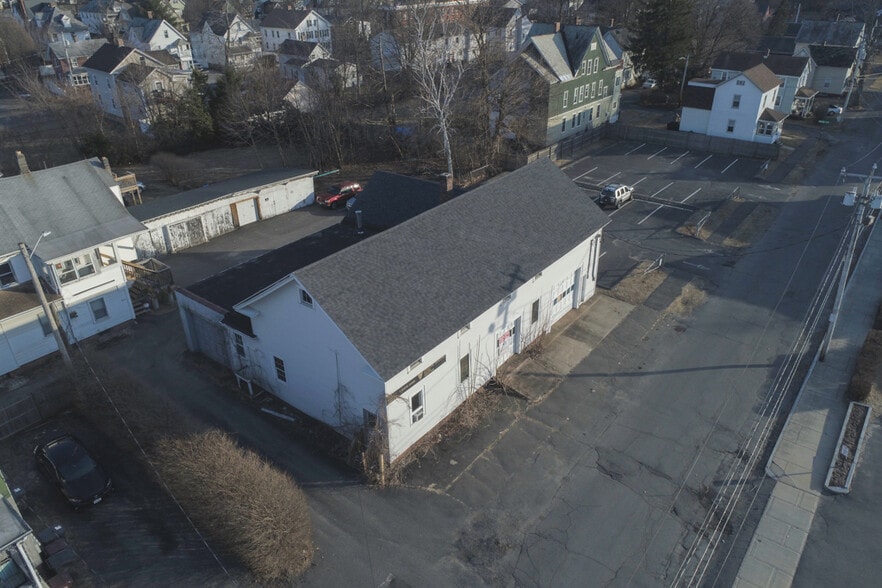 More Photos Of 6 Clinton Ave, Westfield Warehouse For Sale