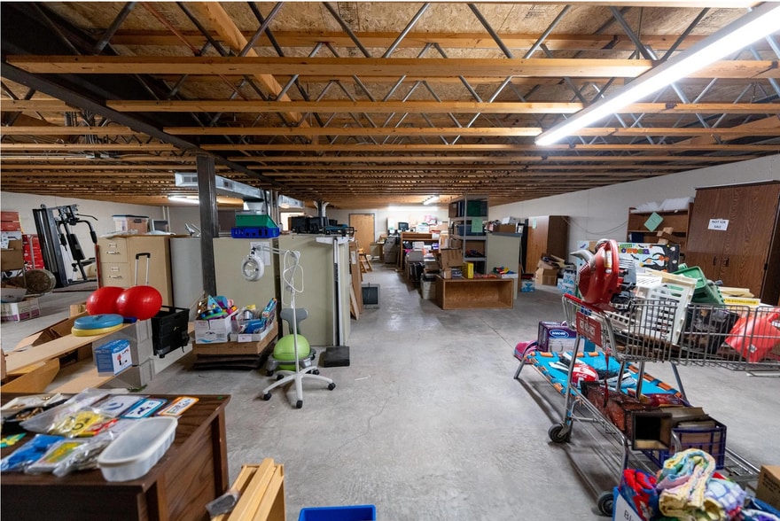 More Photos Of 215 Smelter Ave NE, Great Falls Office For Sale