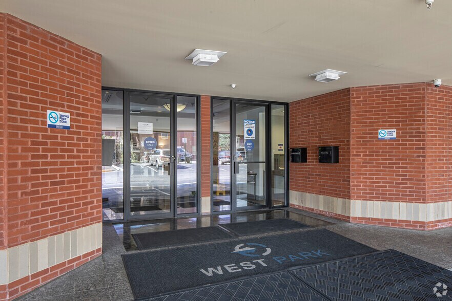 More Photos Of 10 N Jefferson St, Frederick Office For Lease