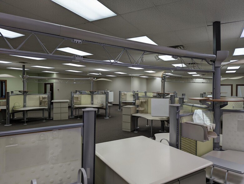 More Photos Of 1797 Georgetown Rd, Hudson Unknown For Lease