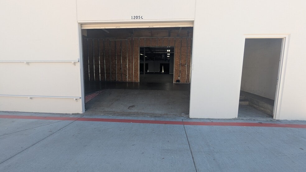 More Photos Of Morena Blvd, San Diego Freestanding For Lease