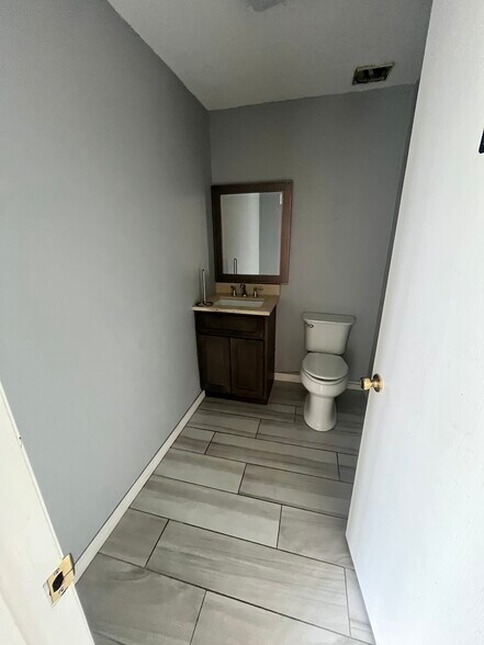 More Photos Of 7218-7224 Congress St, New Port Richey Office For Lease