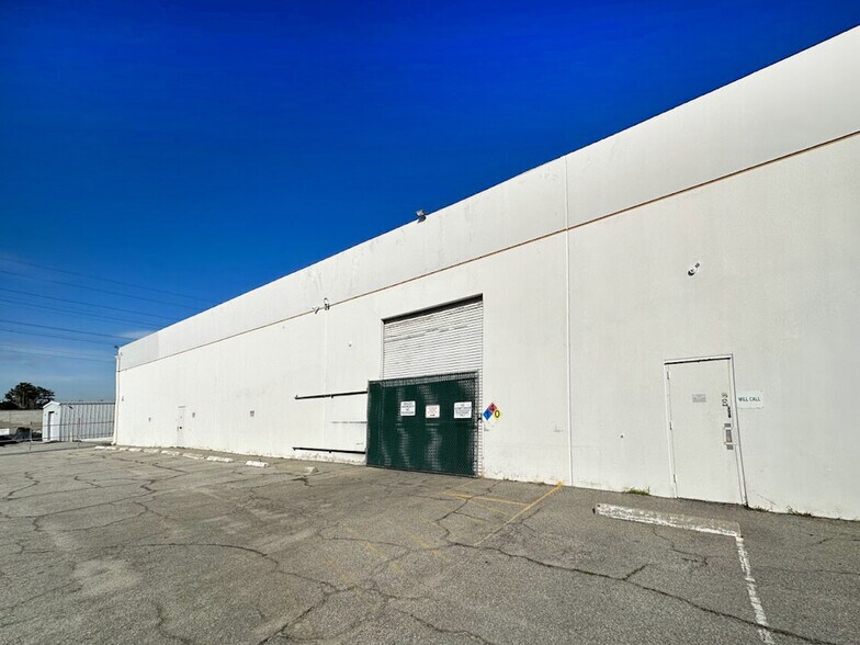 More Photos Of 1315 S Johnson Dr, City of Industry Warehouse For Lease