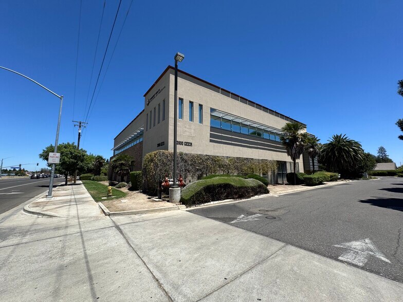 More Photos Of 3900 Geer Rd, Turlock Medical For Sale