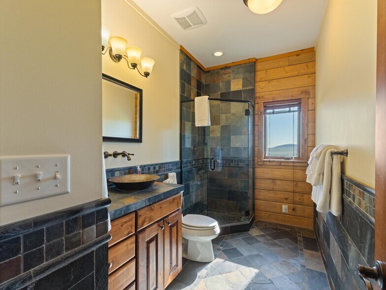 More Photos Of 29 Wineglass Loop S, Livingston Specialty For Sale