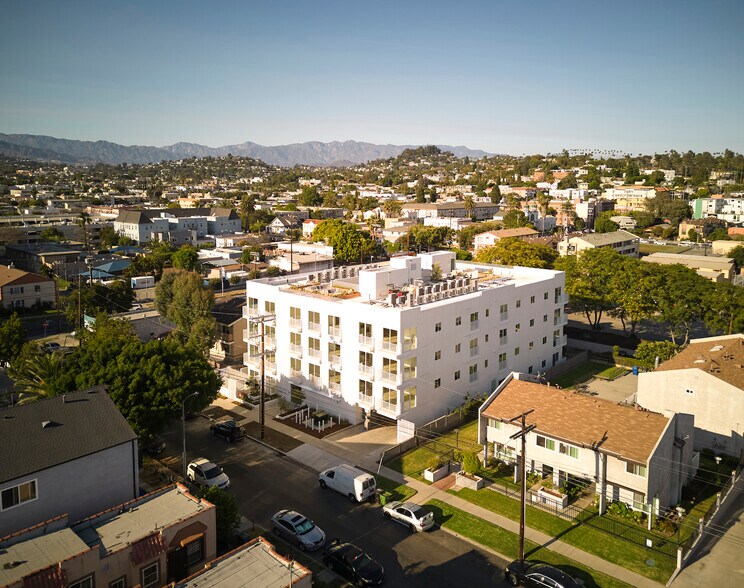 More Photos Of 636 N Juanita Ave, Los Angeles Apartments For Sale