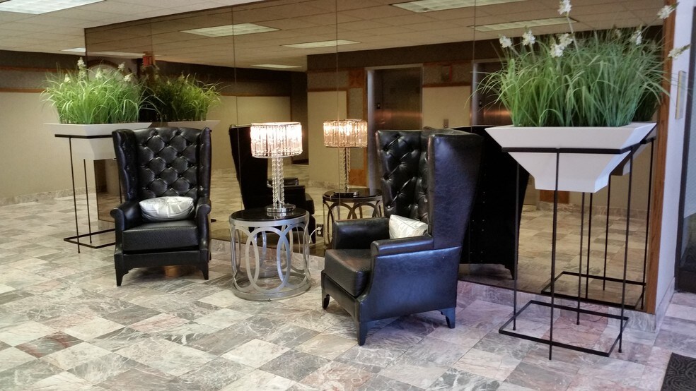 More Photos Of 7400 Metro Blvd, Edina Office For Lease