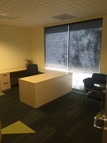 More Photos Of 3366 N Dodge Blvd, Tucson Research And Development For Sale