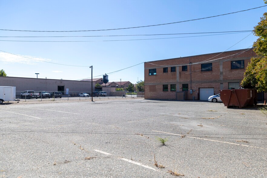 More Photos Of 2424 Wall Ave, Ogden Storefront For Sale