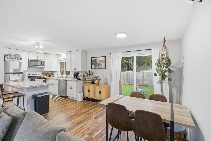 More Photos Of 137 Tanglewood Dr, Jefferson Multifamily For Sale