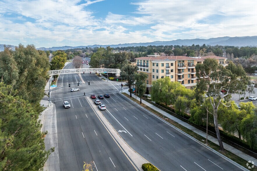 More Photos Of 26701 McBean Pky, Valencia Apartments For Lease