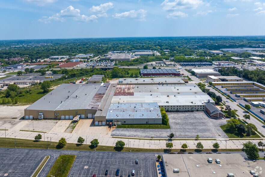 More Photos Of 7900 W Tower Ave, Milwaukee Manufacturing For Sale
