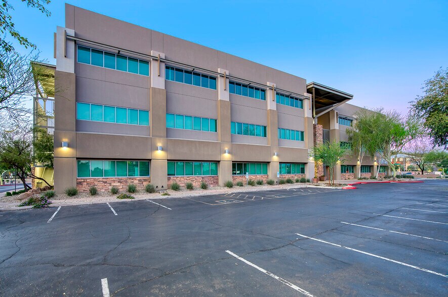 More Photos Of 20940 N Tatum Blvd, Phoenix Unknown For Lease
