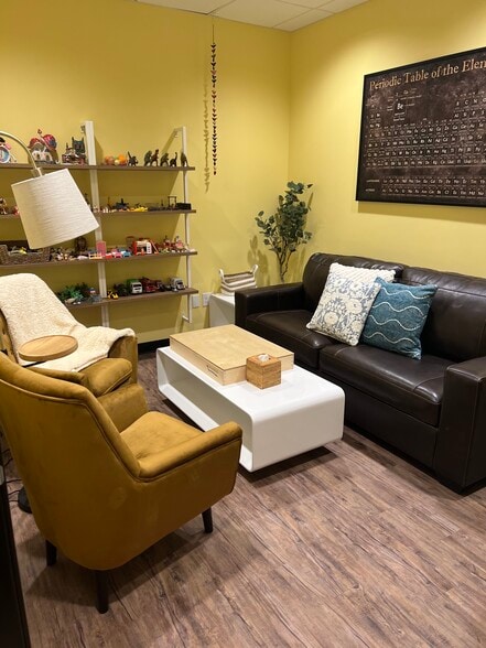 More Photos Of 7205 S 51st Ave, Laveen Medical For Lease