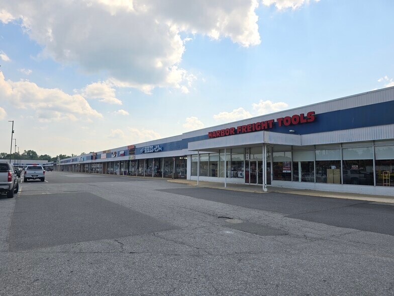 More Photos Of 1664-1678 Rte 13, Dover Unknown For Lease