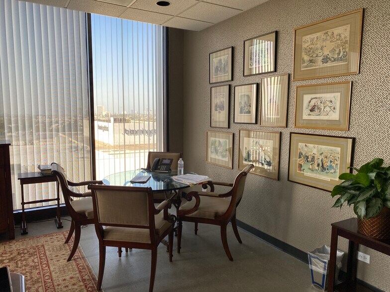More Photos Of 1901 Avenue of the Stars, Los Angeles Office For Lease