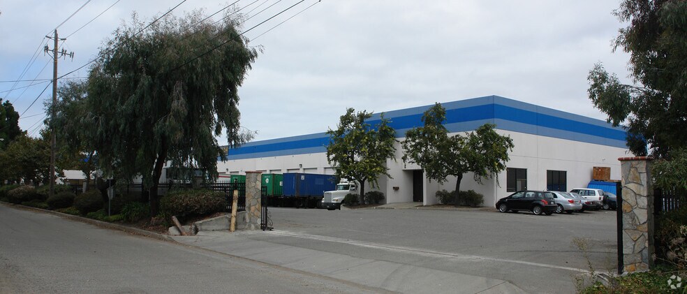 More Photos Of 2671-2675 McCone Ave, Hayward Warehouse For Lease