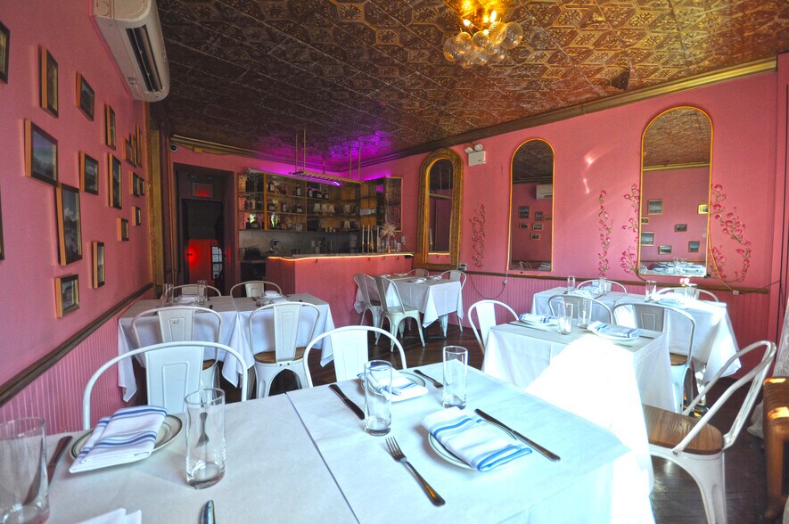 More Photos Of , New York Unknown For Sale