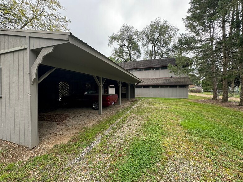 More Photos Of 266 E Main St, Marcellus Office For Sale