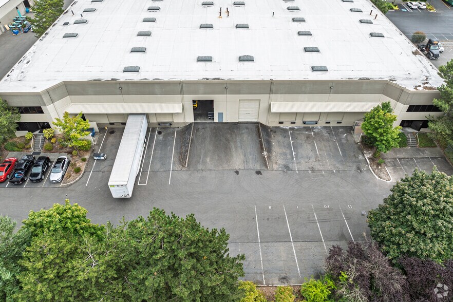 More Photos Of 8643-8649 S 212th St, Kent Warehouse For Lease
