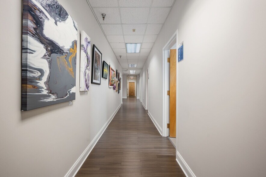 More Photos Of 415-417 Wolfe St, Fredericksburg Medical For Lease