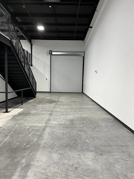 More Photos Of 7265 NW 74th St, Medley Warehouse For Sale