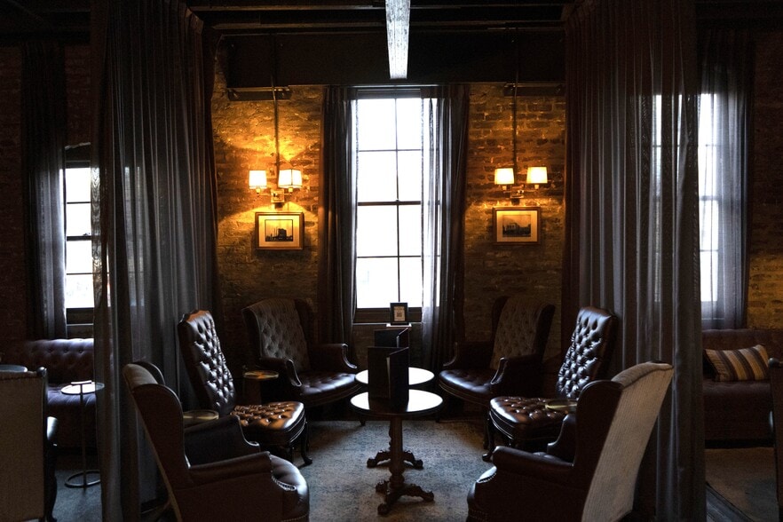 More Photos Of 430 41st St S, Birmingham Restaurant For Lease