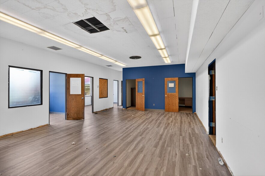 More Photos Of 206 Emerling Dr, Saint Louis Religious Facility For Sale