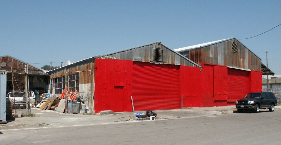 More Photos Of 1401 Illinois St, San Francisco Warehouse For Lease
