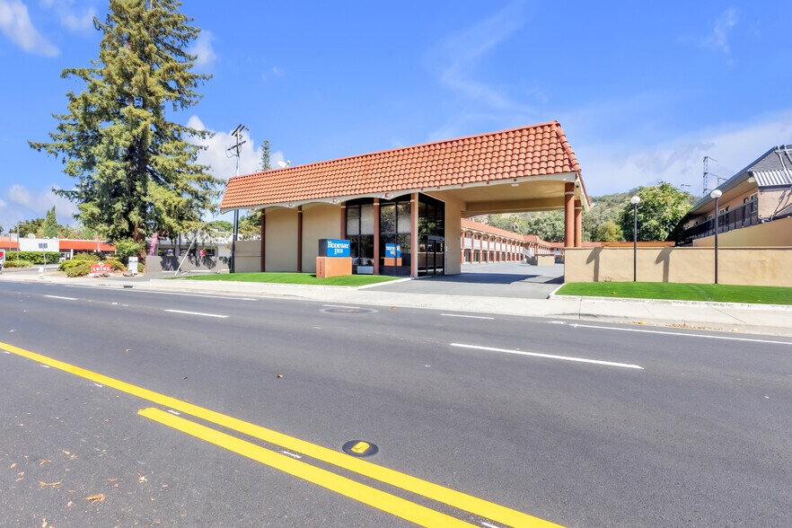 Primary Photo Of 3999 Alhambra Ave, Martinez Hotel For Sale