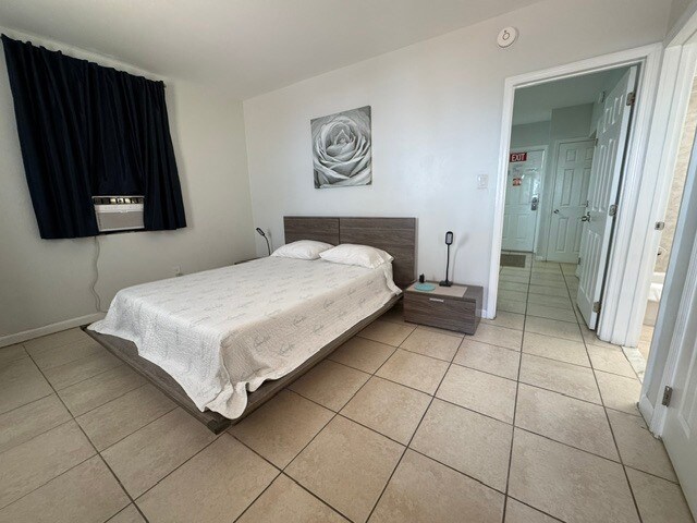 More Photos Of 300 Georgia St, Hollywood Apartments For Sale