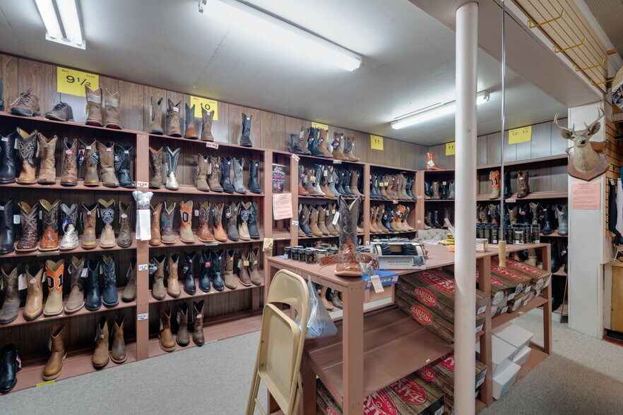 More Photos Of 4541 Valley Pike, Stephens City Convenience Store For Sale