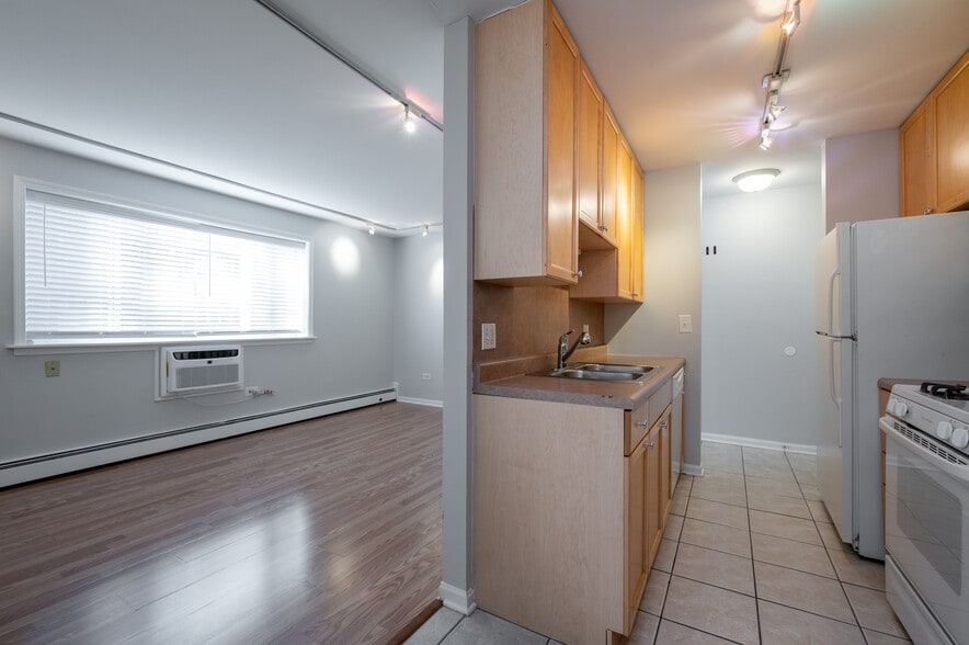 More Photos Of 5525 N Winthrop Ave, Chicago Apartments For Sale