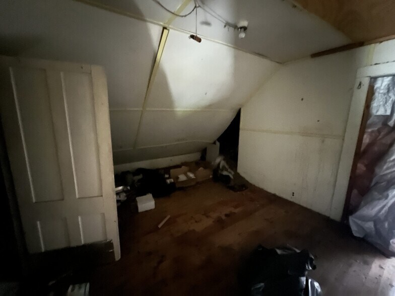 More Photos Of 271 Main St, Union Apartments For Sale