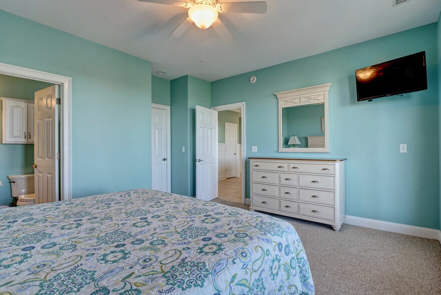 More Photos Of 2068 New River Inlet Rd, North Topsail Beach Apartments For Sale