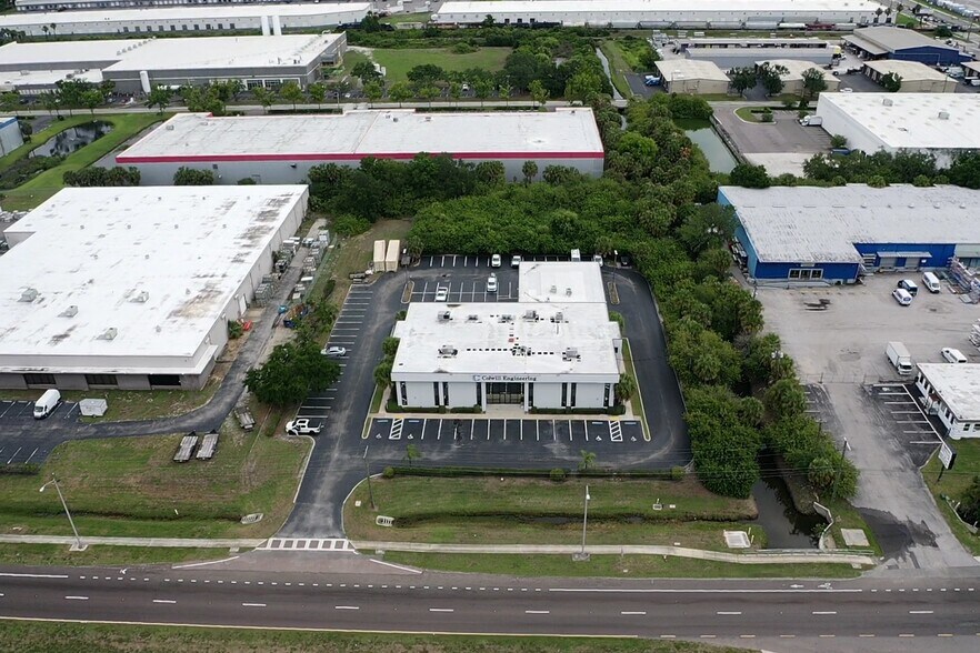 More Photos Of 4750 E Adamo Dr, Tampa Office For Sale