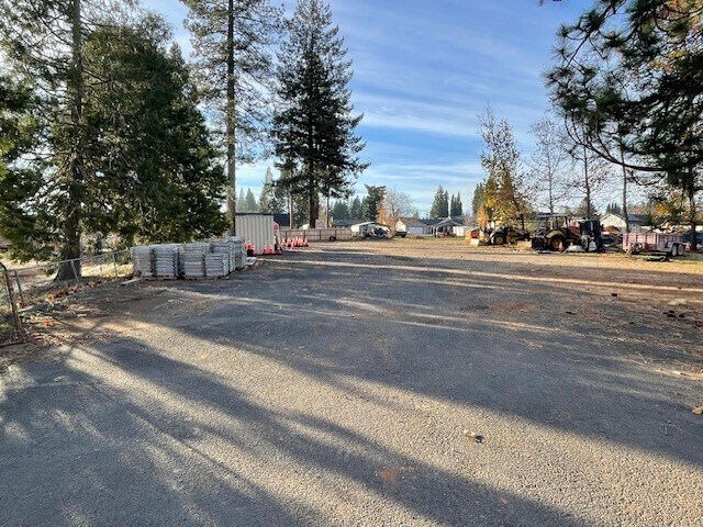 More Photos Of 1573 Bille Rd, Paradise Land For Sale