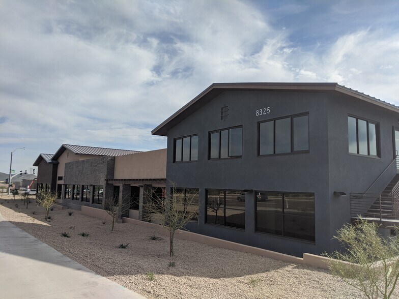More Photos Of 8325 W Happy Valley Rd, Peoria Office For Lease