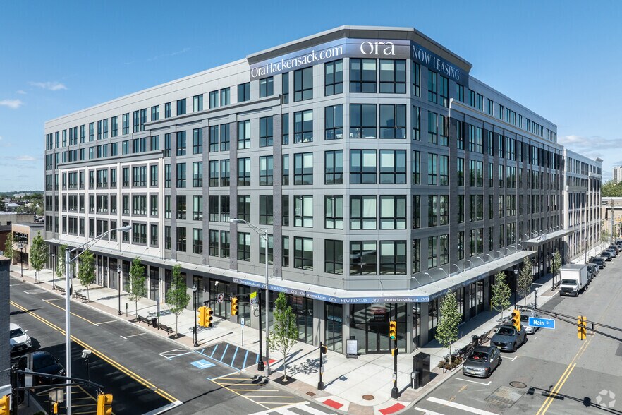 Primary Photo Of 321 Main St, Hackensack Apartments For Lease