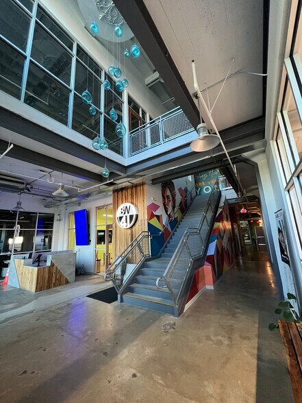 More Photos Of 2721 Cesar Chavez Blvd, Fresno Office For Lease