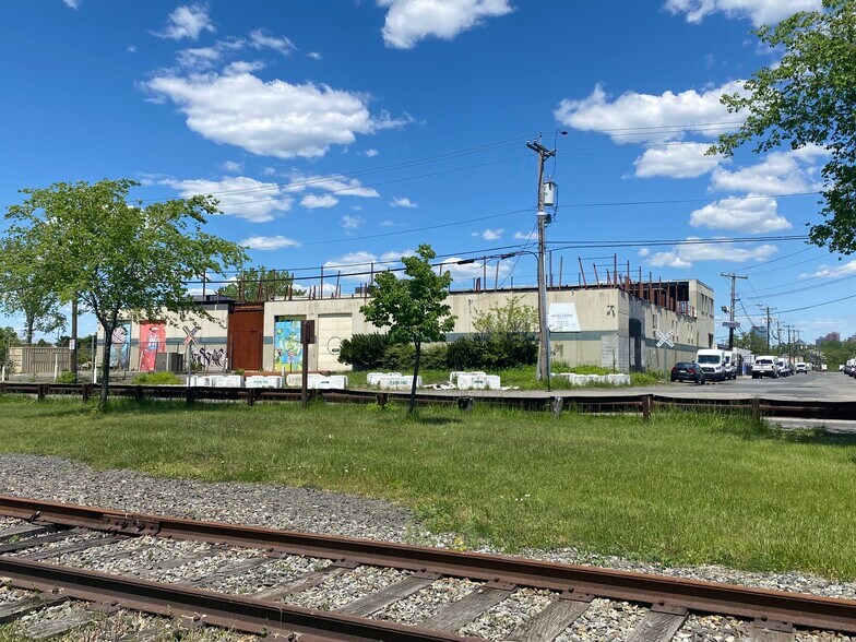 More Photos Of 1 Edward Hart Dr, Jersey City Industrial For Lease