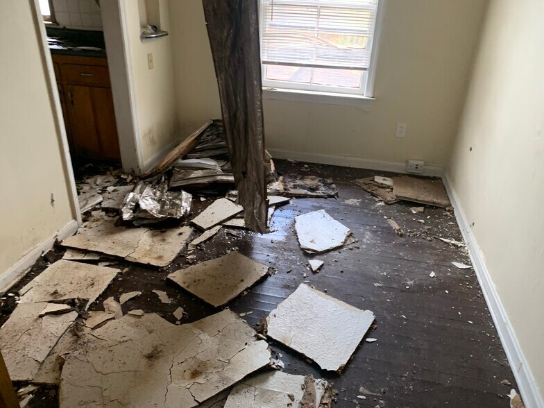 More Photos Of 2521 Noble Rd, Cleveland Heights Apartments For Sale