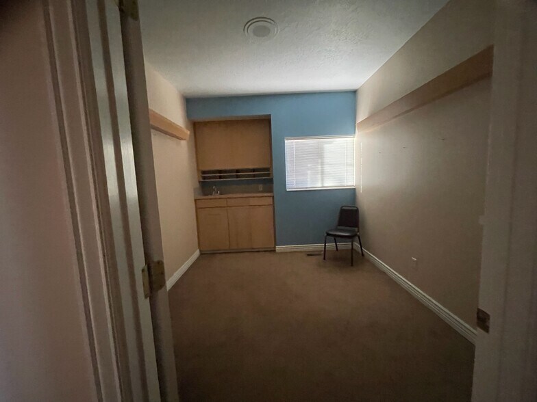 More Photos Of 413 Washington Blvd, Ogden Storefront Retail Office For Lease